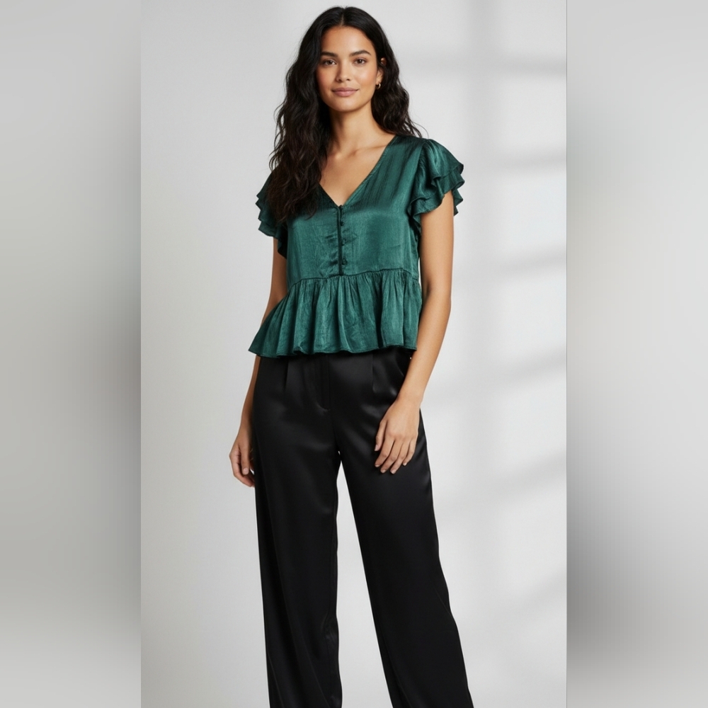 Anthropologie Chloe Oliver Emerald Satin Flutter Sleeve Blouse Sz Sm NWT